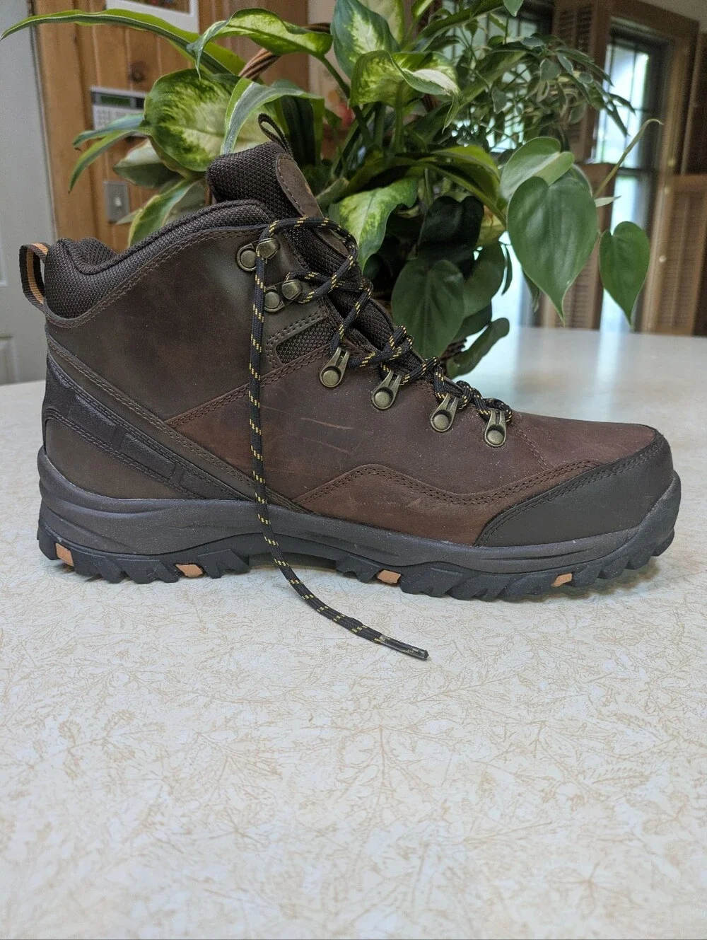 Skechers Relment Traven Waterproof Leather Hiking Boots Brown Men's Size 11.5